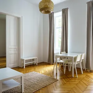 Living - Linke Wienzeile Apartment Wien